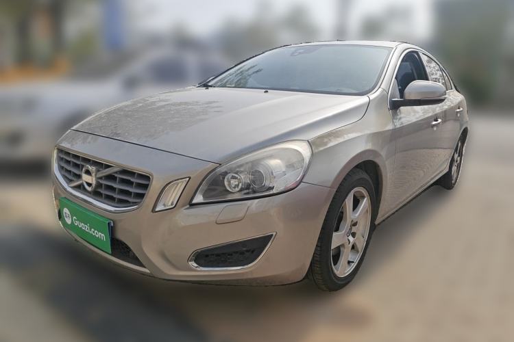 Used Volvo S60 2013 T5 Comfort Edition