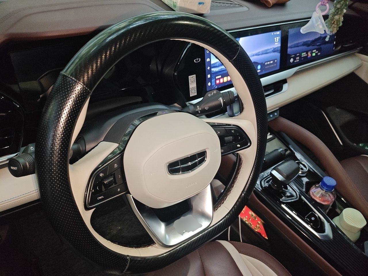 Geely Auto Monjaro L 2021 2.0TD DCT EVO Two-Wheel Drive Prestige Version — снимка 7