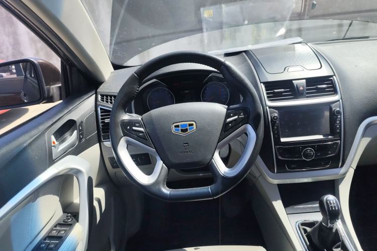 Used Geely Auto Emgrand 2016 Sedan 1.5L Manual Luxury Model Steering Wheel