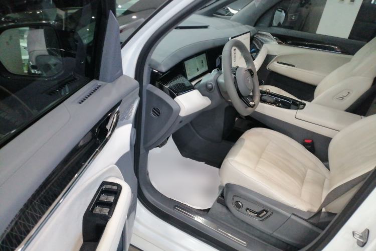 Used Zeekr 009 2022 WE Edition