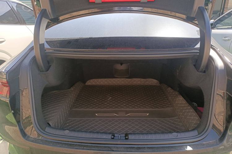 Used BYD Han 2023 DM-i Champion Edition 121KM Prestige Model
