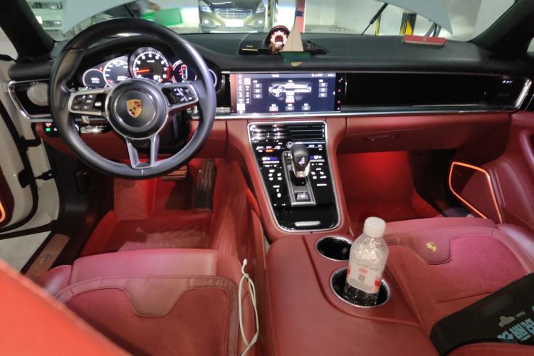 Used Porsche Panamera 2019 Panamera 2.9T Center Console