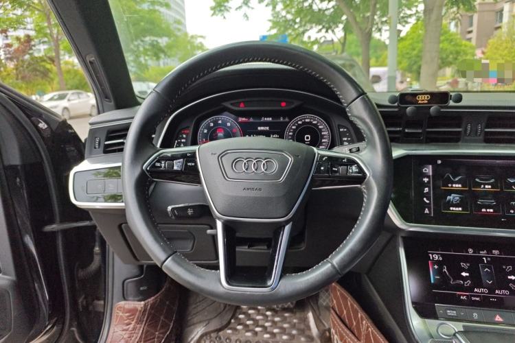 Used Audi A6L 2019 40 TFSI Luxury Dynamic Model
