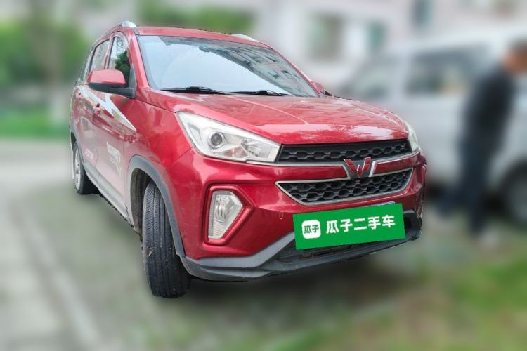 Used Wuling Hongguang S3 2018 1.5L Manual Luxury Model China V Standard Front Right 45 Deg