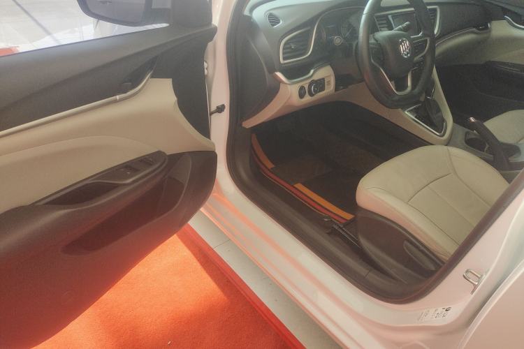 Used Buick GT 2019 15T Dual-Clutch Connected Elite Model China VI