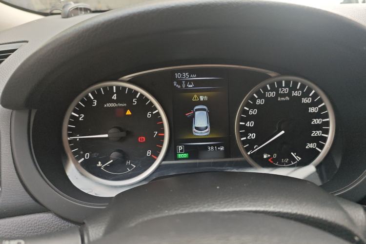 Used Nissan Tiida 2016 1.6L CVT Cool Dynamic Edition