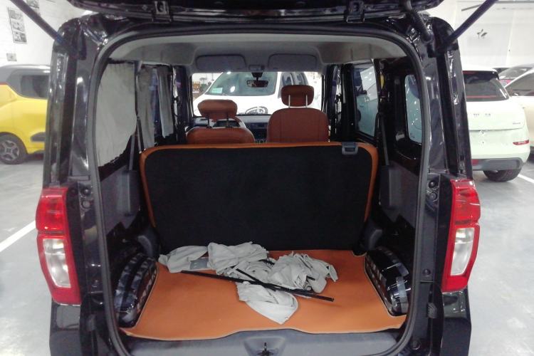 Used Wuling Zhiguang New Energy 2025 Comfort Model