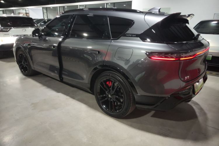 Used VOYAH FREE 2025 318 259 km All-Wheel-Drive Exploration Edition
