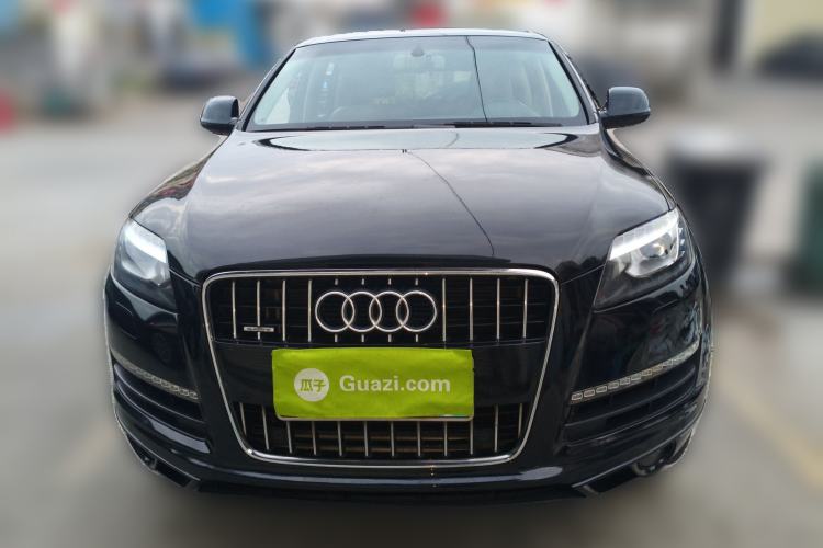 Used Audi Q7 2010 3.6 FSI quattro base version
