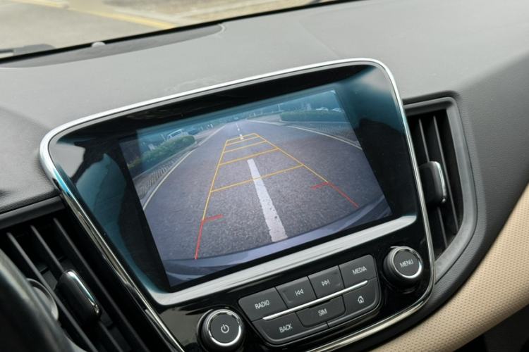 Used Chevrolet Monza 2022 320 Automatic Enjoyment Sunroof Version Audio And AC Panel