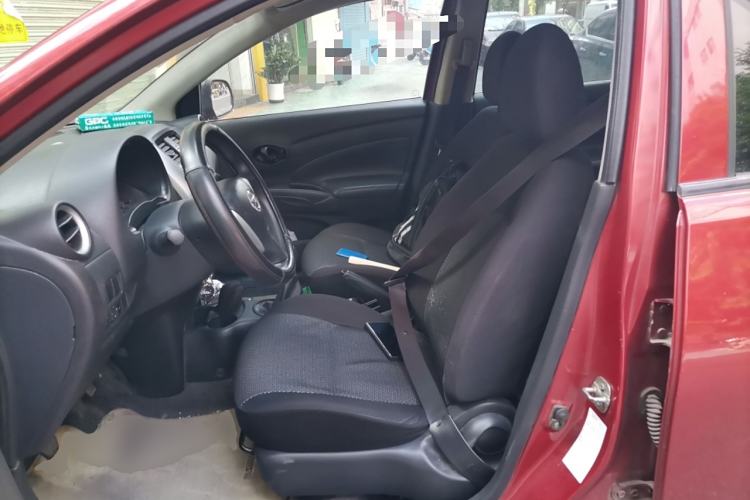 Used Nissan Sunny 2015 1.5XE Manual Elite Edition Left Front Seat