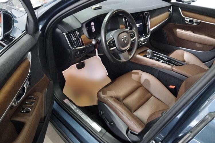 Used Volvo S90 2022 B5 Zhiyi Luxury Edition