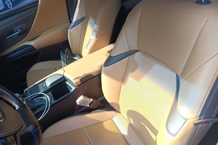 Used Lexus ES 2018 200 Excellence Edition China V Standard