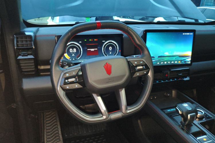 Used JMC DaDao 2023 Pursuer 2.3T Diesel Automatic 4x4 Standard-Wheel Prestige Model