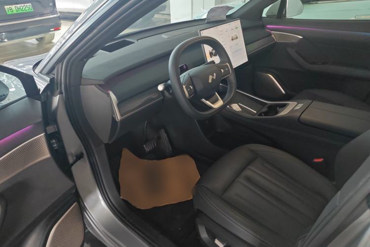 Used ONVO L60 2024 60 kWh Rear-Drive Version
