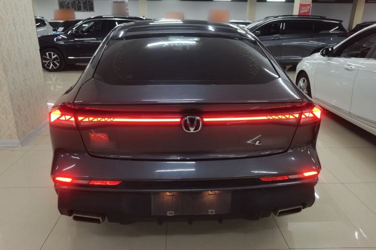 Used CHANGAN UNI-V 2024 1.5T Prestige Edition Rear