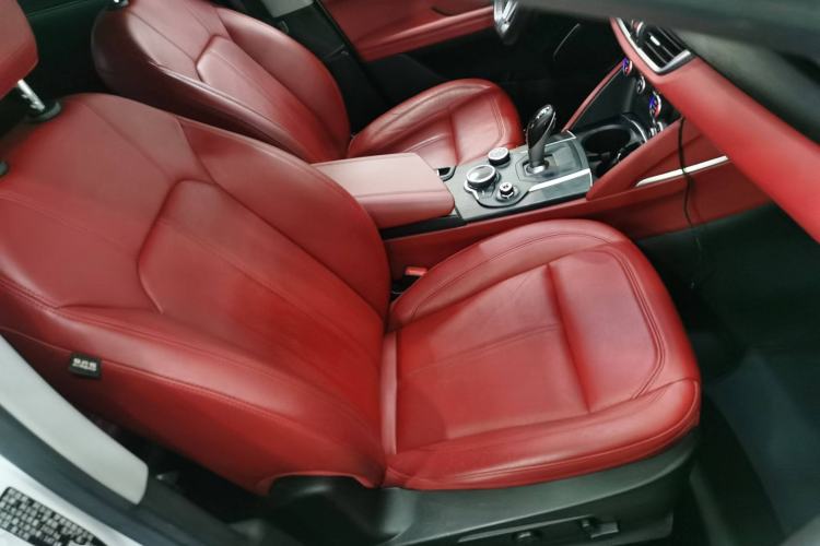 Used Alfa Romeo Stelvio 2017 2.0T 200HP Elite Edition
