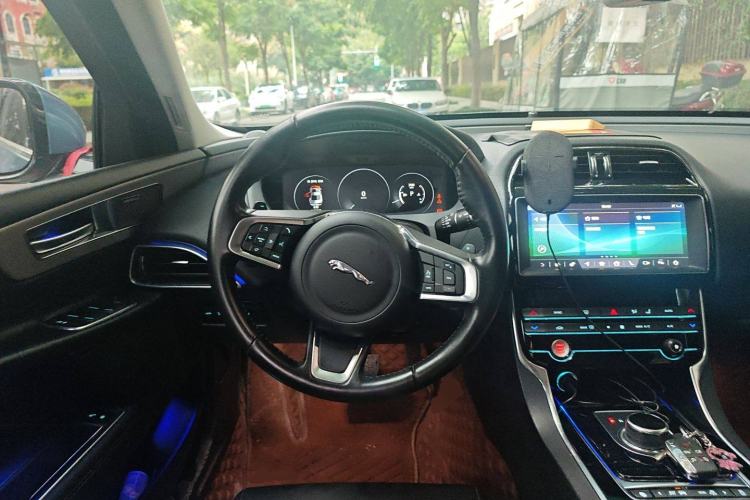 Used Jaguar XEL 2019 2.0T 200 PS Deluxe Edition