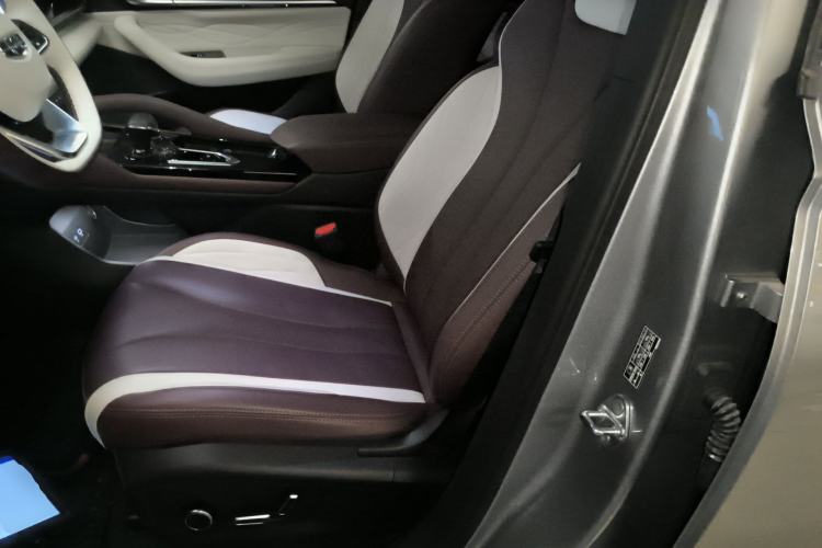 Used Geely Auto Monjaro L 2021 2.0TD DCT EVO Two-Wheel Drive Prestige Version Left Front Seat