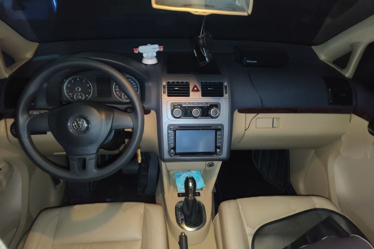 Used Volkswagen Touran 2013 1.4T DSG Comfort Edition 5-Seater
