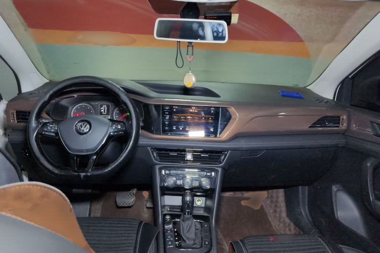 Used Volkswagen Tharu 2020 280TSI Two-Wheel Drive Luxury Plus Version China VI Standard