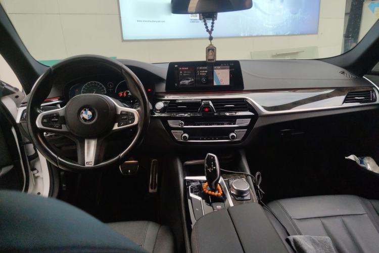 Used BMW 5 Series 2019 Restyled 525Li M Sport Package