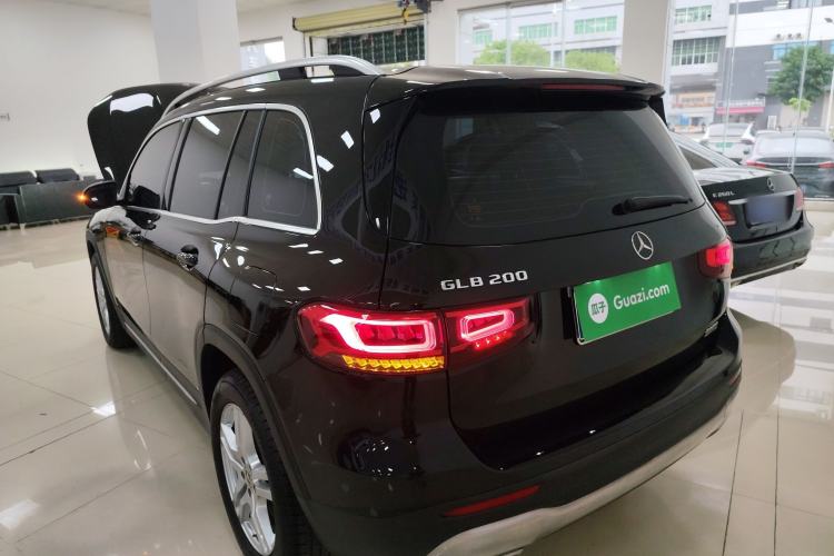 Used Mercedes-Benz GLB 2023 GLB 200 Dynamic Edition Rear Left 45 Deg