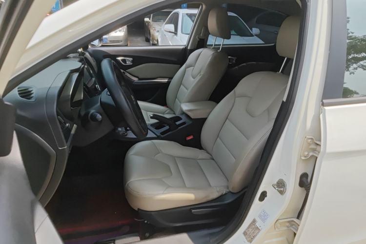 Used GAC Trumpchi GA3S Vision 2014 1.6L Automatic Luxury ESP Version