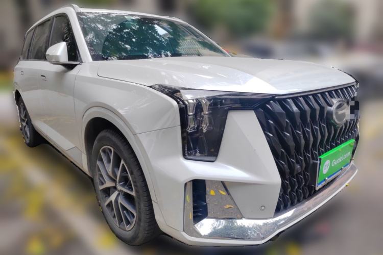 Used GAC Trumpchi GS8 2022 Dual-Engine Series 2.0TM Two-Wheel Drive Prestige Edition (7 Seats) Front Right 45 Deg