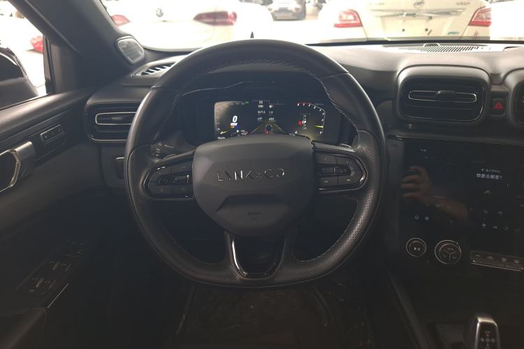 Used Lynk & Co 03 2022 1.5TD DCT JingPro Steering Wheel