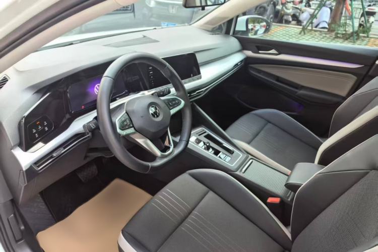 Used Volkswagen Golf 2021 280TSI DSG Pro Interior 1