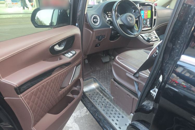 Used Mercedes-Benz Vito 2018 2.0T Elite Version 7 Seats China VI Emission Standard Driver Seat