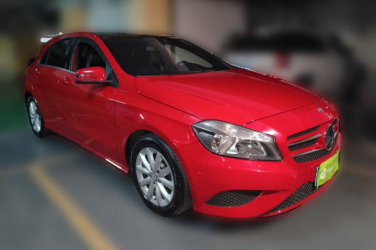 Used Mercedes-Benz A-Class 2013 A 180 Fashion Model Front Right 45 Deg