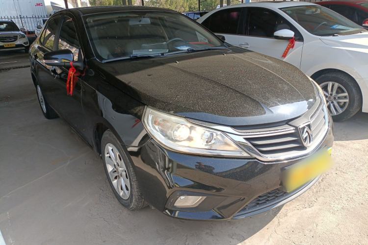 Used Baojun 630 2016 1.5L manual Comfort trim level Front Right 45 Deg