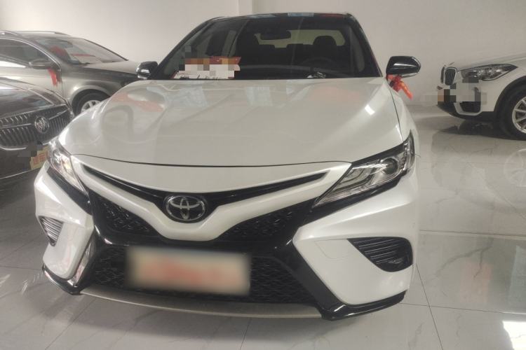 Used Toyota Camry 2018 2.0S FENGSHANG Edition
