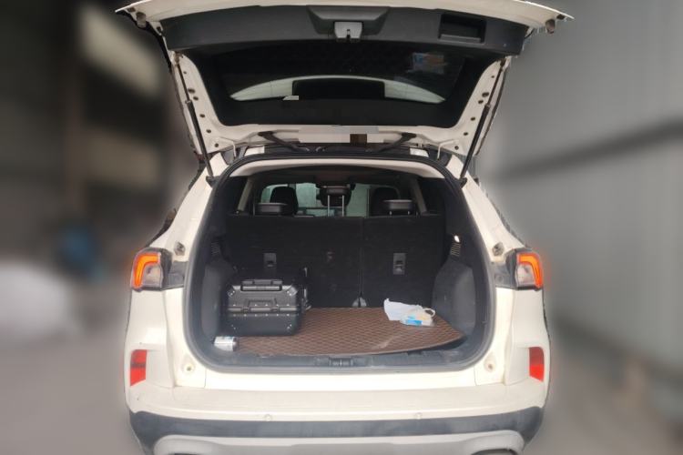 Used Ford Escape 2020 EcoBoost 245 Two-Wheel-Drive Comfort Edition Trunk