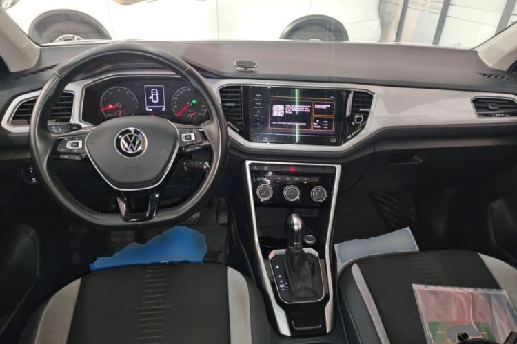 Used Volkswagen T-ROC 2021 280TSI DSG Two-Wheel Drive Elite Connect Edition Center Console