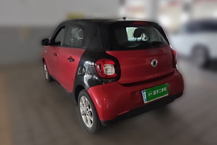Used smart forfour 2018 1.0L 52 kW Dynamic Edition