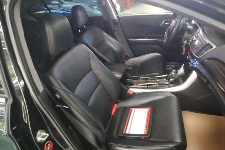 Used Honda Accord 2016 2.4L Comfort Edition Right Front Seat