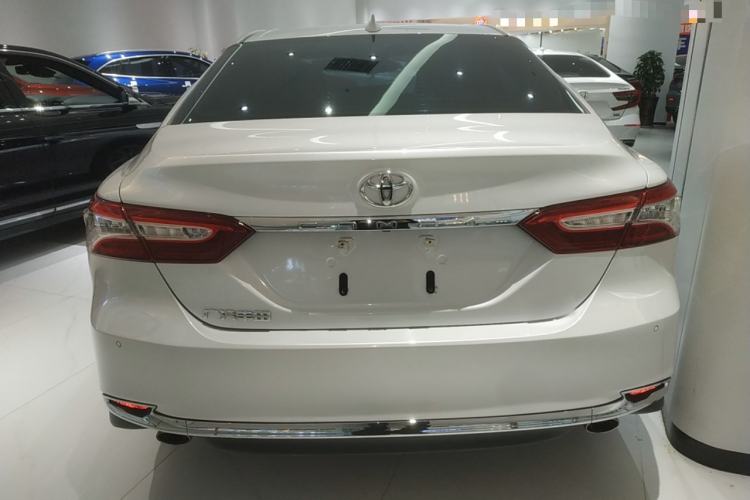Used Toyota Camry 2023 2.0G Luxury Edition