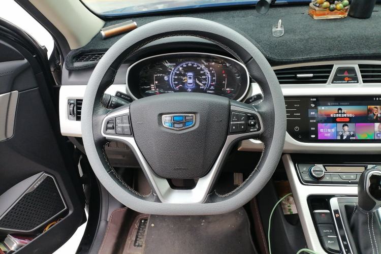 Used Geely Auto Emgrand X7 Sport 2018 1.8TD Automatic Two-Wheel Drive Smart 4G Connected Version
