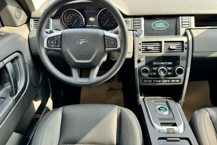 Used Land Rover Discovery Sport 2016 2.0T S Interior 2