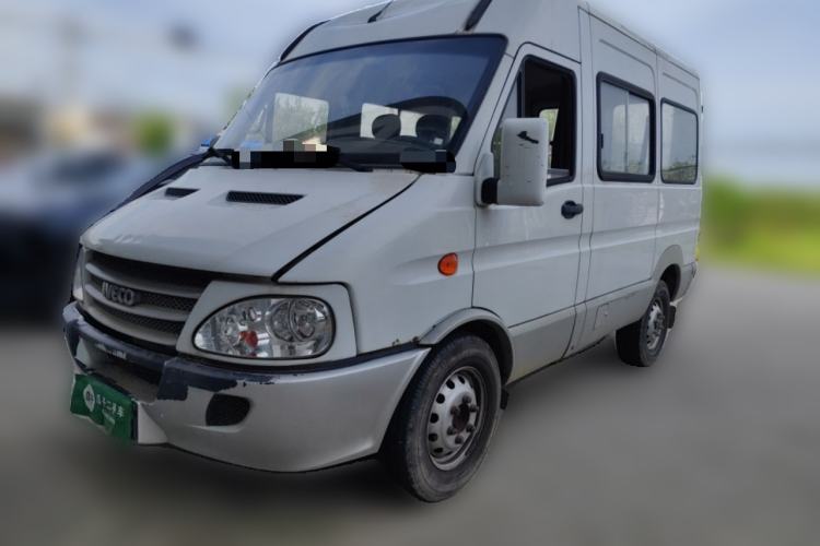 Used Iveco Power Daily 2017 2.5T Classic A32 Mid-Roof 6-7 Seater Bus 47Z5