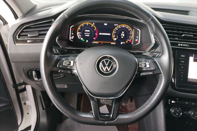 Used Volkswagen Tiguan L 2021 330TSI Automatic Two-Wheel Drive Smart Edition Steering Wheel