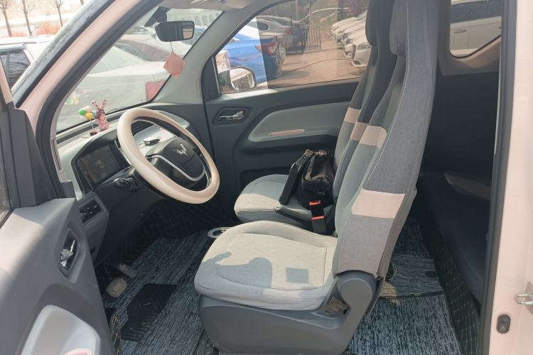 Used Wuling Hongguang MINIEV 2021 Macaron Fashion Edition Lithium-Ion Battery Left Front Seat