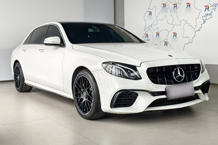 Used Mercedes-Benz E-Class 2020 E 300 L Sporty and Stylish Model
