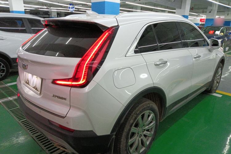 Used Cadillac XT4 2018 28T Two-Wheel Drive Leading Version