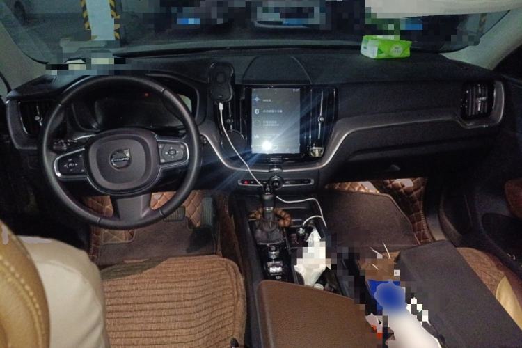 Used Volvo XC60 2019 T5 4x4 Zhiyuan Edition China VI Standard
