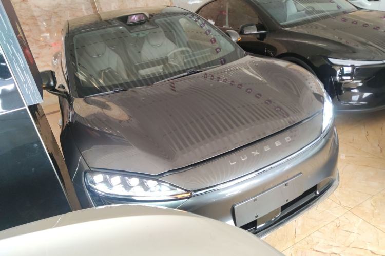 Used Hima Luxeed R7 2025 Range-Extended Version 251 km Max