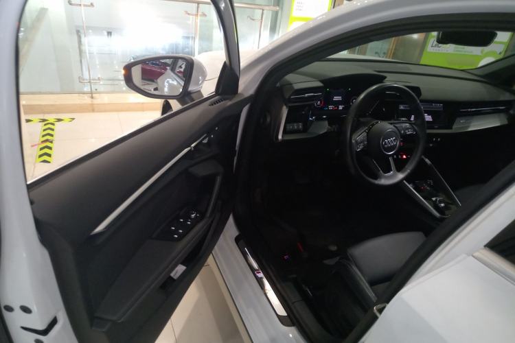 Used Audi A3 2021 Sportback 35 TFSI Fashionable Sports Model
